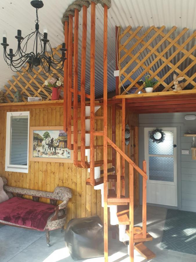 Sallys Cabin Kilcolgan Exterior photo